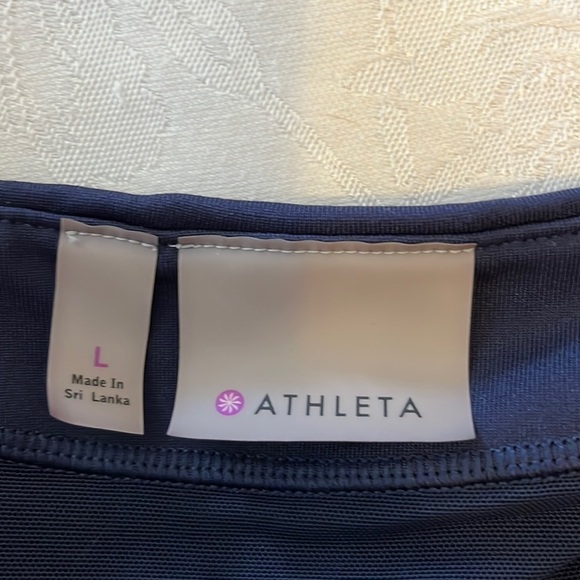 ATHLETA exercise top, size large, navy blue/white, good condition - Picture 3 of 4